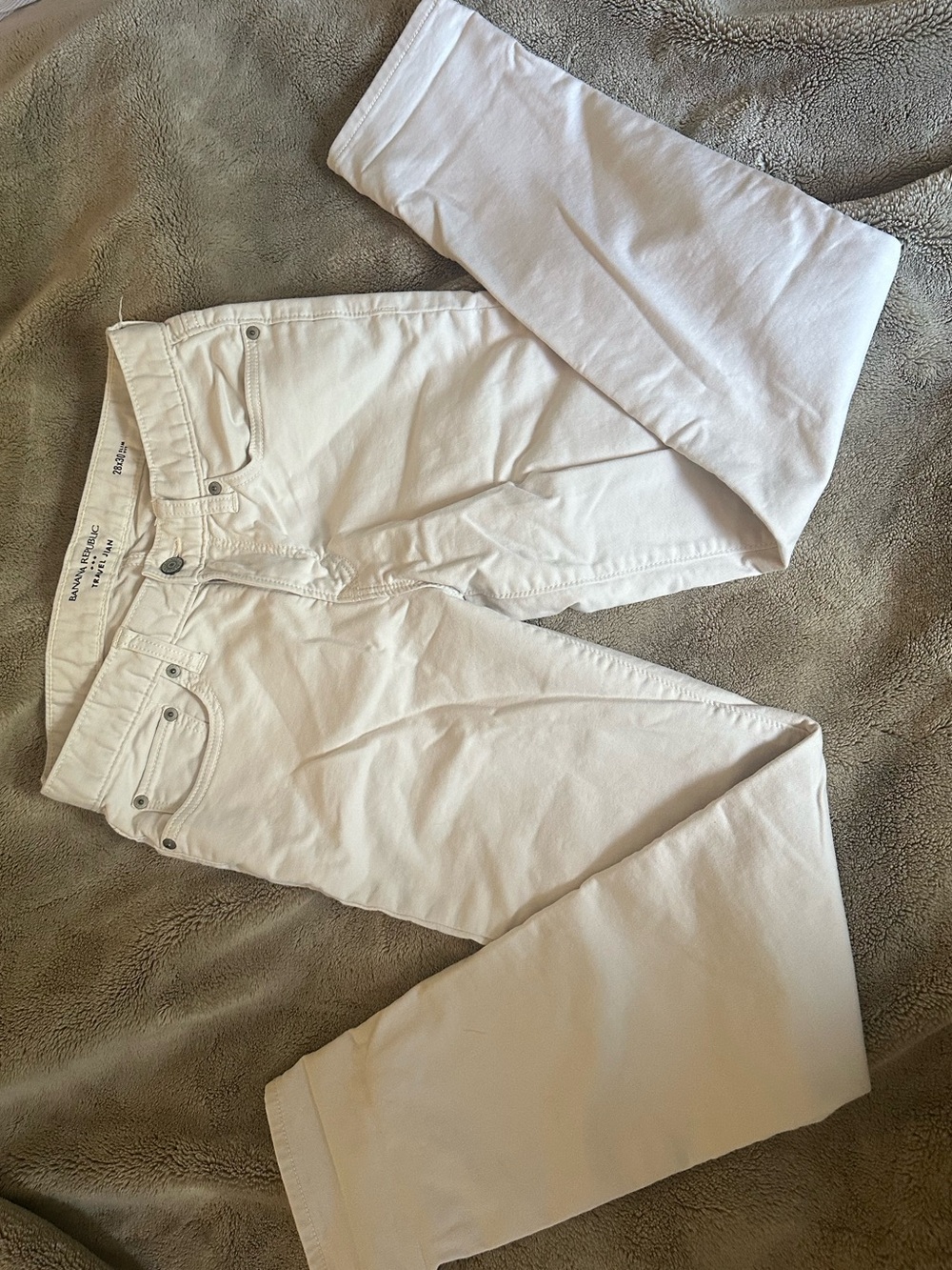 Banana Republic men’s travel jean